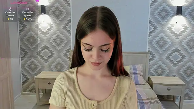 luxe girl online show from April 28, 8:36 pm