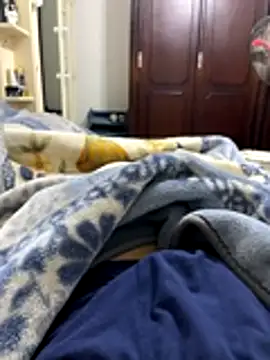 Snapshot of jooksanhtfvh chatting on December 21, 1:46 am jooksanhtfvh online show from December 21, 1:46 am