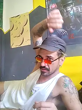 xxxbananaboy online show from April 21, 12:33 pm