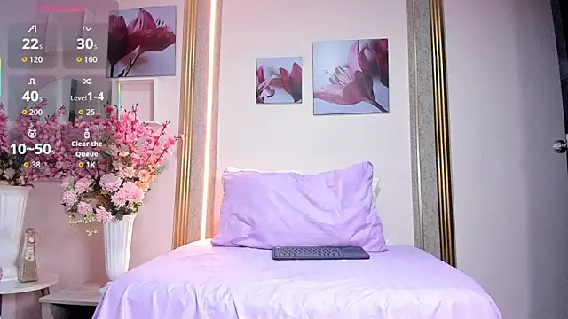  ivone online show from December 4, 6:38 pm