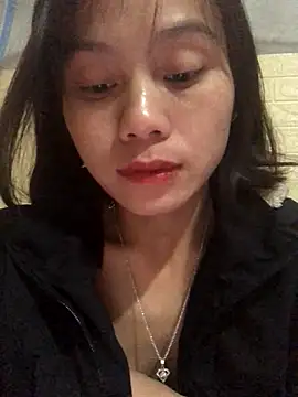 Snapshot of Trangbabylove chatting on November 17, 8:09 am Trangbabylove online show from November 17, 8:09 am