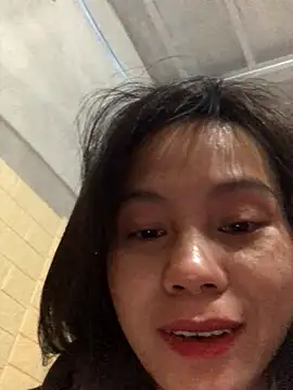 Snapshot of Trangbabylove chatting on December 14, 12:49 am Trangbabylove online show from December 14, 12:49 am