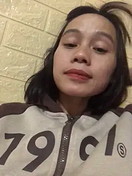 Snapshot of Trangbabylove chatting on December 14, 2:44 pm Trangbabylove online show from December 14, 2:44 pm