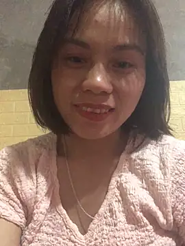 Snapshot of Trangbabylove chatting on March 19, 8:40 am Trangbabylove online show from March 19, 8:40 am