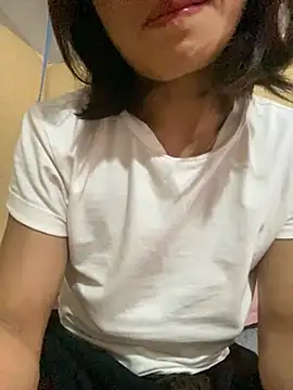 Trangbabylove online show from July 26, 6:10 am