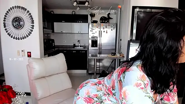 sofiasexhot online show from February 18, 1:22 pm