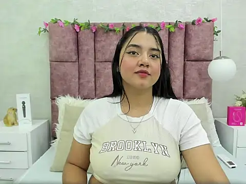 Snapshot of SalomeLee chatting on July 28, 4:39 pm SalomeLee online show from July 28, 4:39 pm