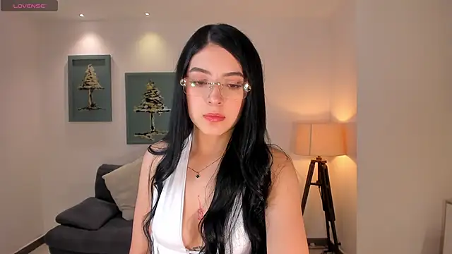 HaileyRoss  online show from February 10, 12:31 pm