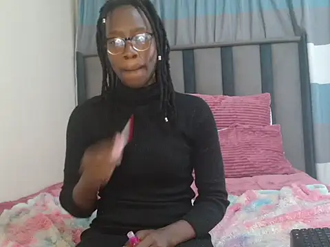 SlimEbonydoll online show from December 1, 12:32 pm