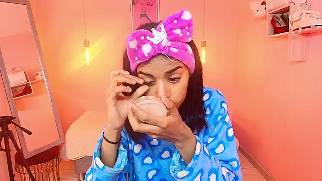 Milu carbajal x online show from January 15, 1:16 pm