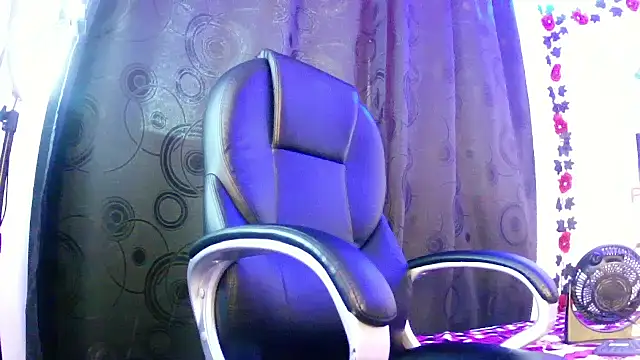 katerin2686 online show from November 24, 7:46 pm