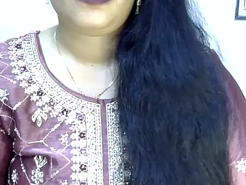 Muskan Jha online show from May 31, 1:40 pm