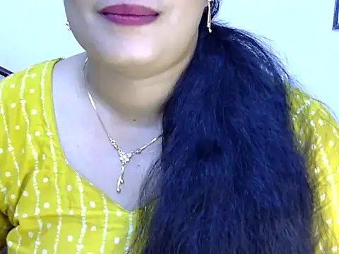 Muskan Jha online show from June 3, 2:33 pm