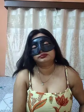 Cute-richa1 online show from April 20, 6:09 pm