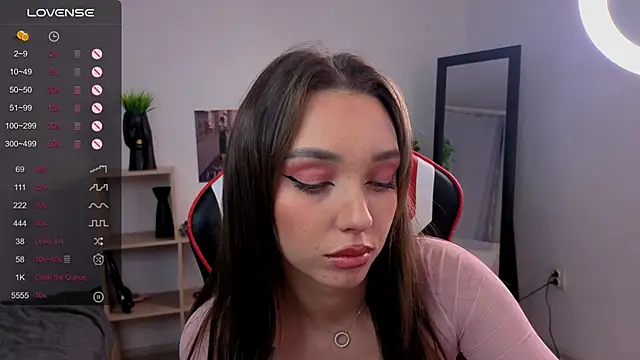 Snapshot of Emilia_mala chatting on November 22, 9:25 pm Emilia mala online show from November 22, 9:25 pm