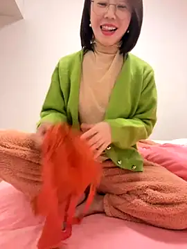 xiaoling2358 online show from November 29, 1:47 pm