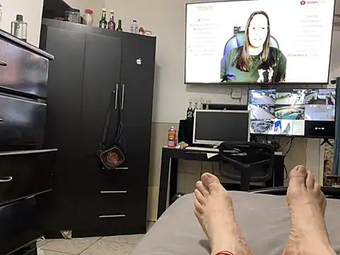 Snapshot of beto536 chatting on March 15, 2:50 am beto536 online show from March 15, 2:50 am