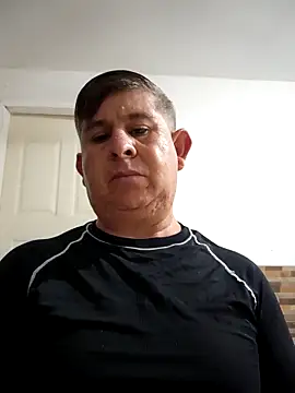 Snapshot of beto536 chatting on March 19, 3:43 am beto536 online show from March 19, 3:43 am