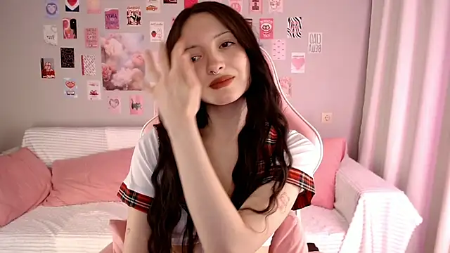 Lexi Bottom online show from January 6, 2:04 am