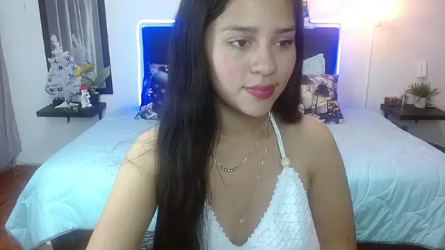 emilia rose13 online show from November 26, 3:40 am