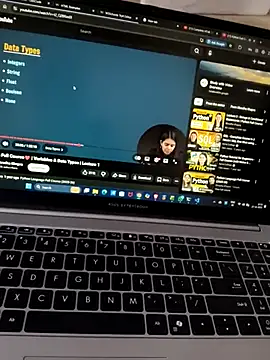 Snapshot of DesiAnita3693 chatting on December 17, 10:21 am DesiAnita3693 online show from December 17, 10:21 am