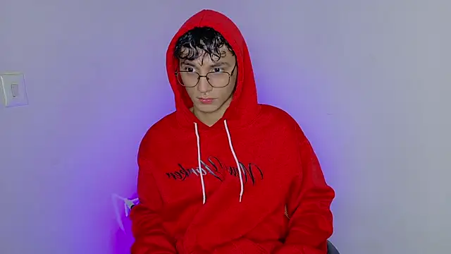 Snapshot of andrew_dann chatting on November 27, 3:41 am andrew dann online show from November 27, 3:41 am