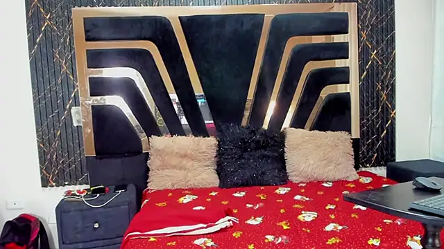 IsabelaANDjordan online show from December 2, 2:01 pm