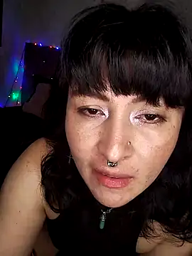 Snapshot of LILITH_LIBELULA chatting on May 6, 2:19 am LILITH LIBELULA online show from May 6, 2:19 am