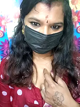 Snapshot of Premalatha_28 chatting on December 3, 6:17 pm Premalatha 28 online show from December 3, 6:17 pm