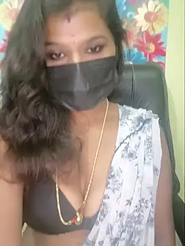Snapshot of Premalatha_28 chatting on May 18, 4:24 pm Premalatha 28 online show from May 18, 4:24 pm