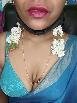 Snapshot of Premalatha_28 chatting on May 23, 5:50 pm Premalatha 28 online show from May 23, 5:50 pm