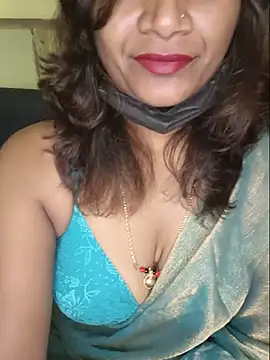 Snapshot of Premalatha_28 chatting on June 4, 6:36 pm Premalatha 28 online show from June 4, 6:36 pm