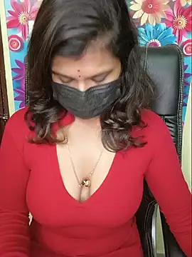 Snapshot of Premalatha_28 chatting on June 16, 5:10 am Premalatha 28 online show from June 16, 5:10 am