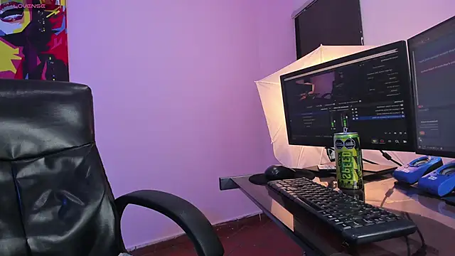 sammyRhoades online show from December 1, 8:47 pm