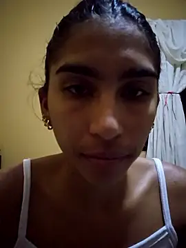 Snapshot of skinnyrox chatting on January 11, 4:17 am skinnyrox online show from January 11, 4:17 am