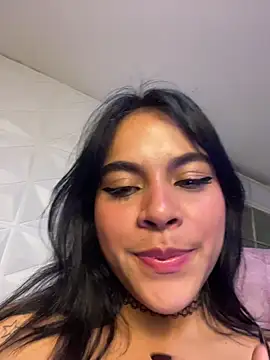 Sophie wyld online show from November 16, 2:39 am