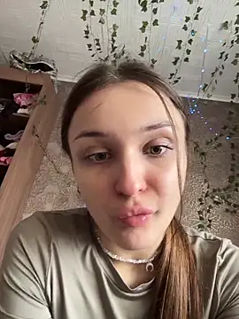 ErikaMuse online show from November 29, 5:21 am