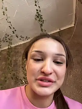 ErikaMuse online show from December 3, 5:48 am