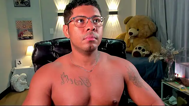 LEONHDZ online show from November 22, 11:20 am