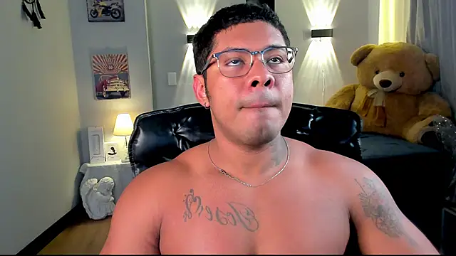 LEONHDZ online show from November 30, 8:46 pm