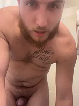 Snapshot of DevilDick05 chatting on December 19, 3:24 am DevilDick05 online show from December 19, 3:24 am