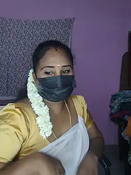 Snapshot of Tamil_devagi chatting on May 14, 6:26 pm Tamil devagi online show from May 14, 6:26 pm