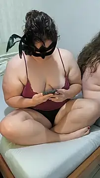 Snapshot of Marrie_Candy chatting on November 25, 7:41 am Marrie Candy online show from November 25, 7:41 am