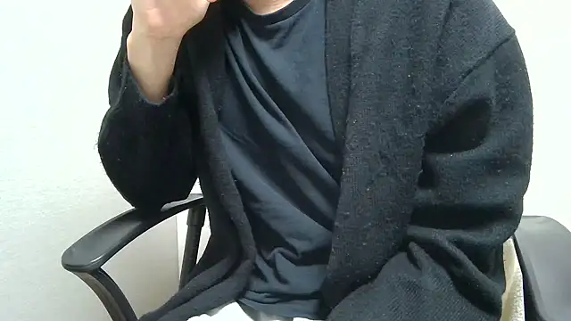 Snapshot of minhyuck001 chatting on November 21, 12:04 pm minhyuck001 online show from November 21, 12:04 pm