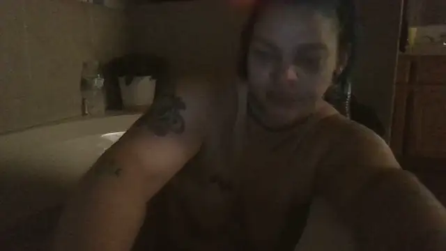 Snapshot of anitabonghit chatting on April 6, 12:50 pm anitabonghit online show from April 6, 12:50 pm