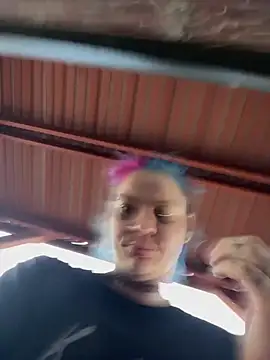 Snapshot of anitabonghit chatting on April 8, 1:27 am anitabonghit online show from April 8, 1:27 am