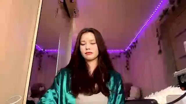 CutieSlim online show from November 17, 6:08 am