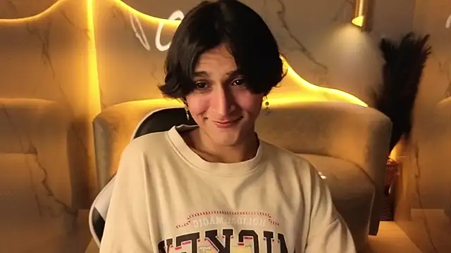 Snapshot of zoe_tp chatting on November 27, 7:49 pm zoe tp online show from November 27, 7:49 pm