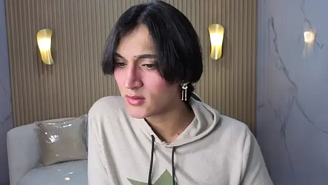 Snapshot of zoe_tp chatting on November 30, 12:53 pm zoe tp online show from November 30, 12:53 pm