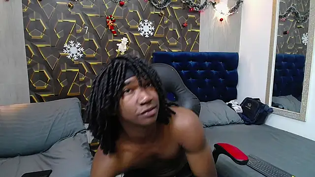 Snapshot of negga_cum chatting on December 18, 1:39 pm negga cum online show from December 18, 1:39 pm